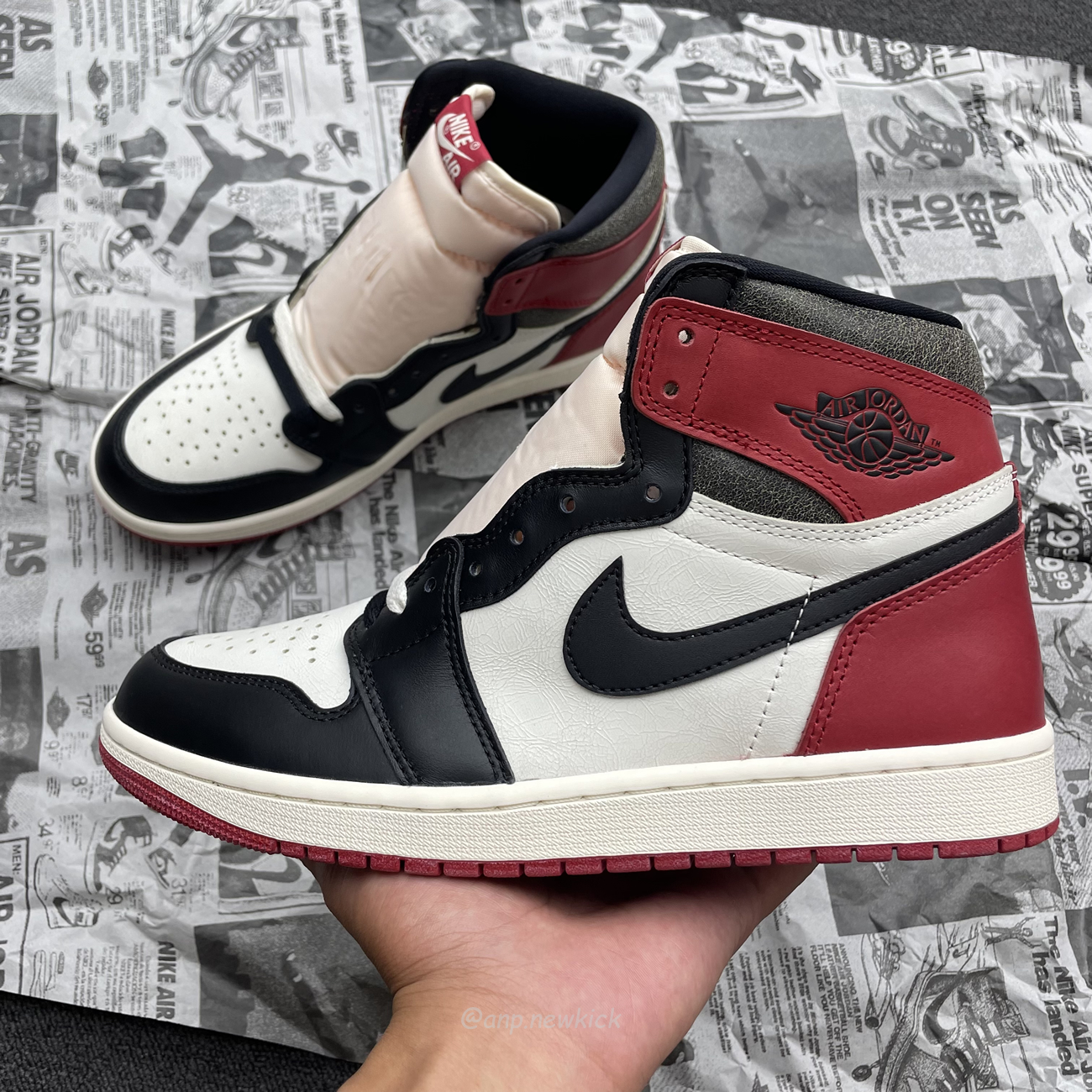 Air Jordan 1 Retro High Og Black Toe Chicago (2) - newkick.cc